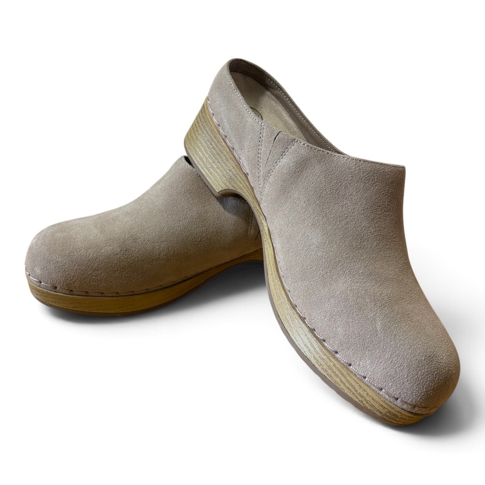 Bella Vita Womens 8M Taupe Suede Leather Clogs Mules Slip Resistant 51-1917